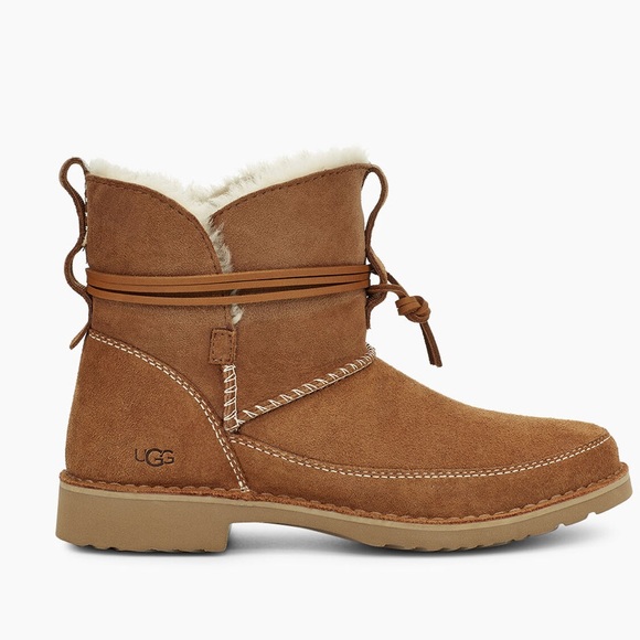 UGG Shoes - Ugg ESTHER Boot. Chestnut